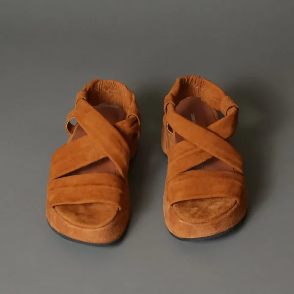 Sandals^Conflict For Interest 538 Caramel