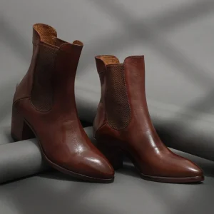 Boots^Conflict For Interest 1252 Brown Mid-Brown