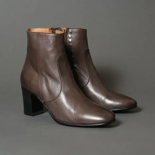 Boots^Conflict For Interest 4351 Grey