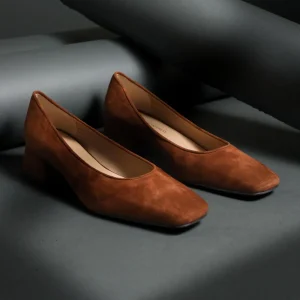 Flats^Conflict For Interest 403 Brown