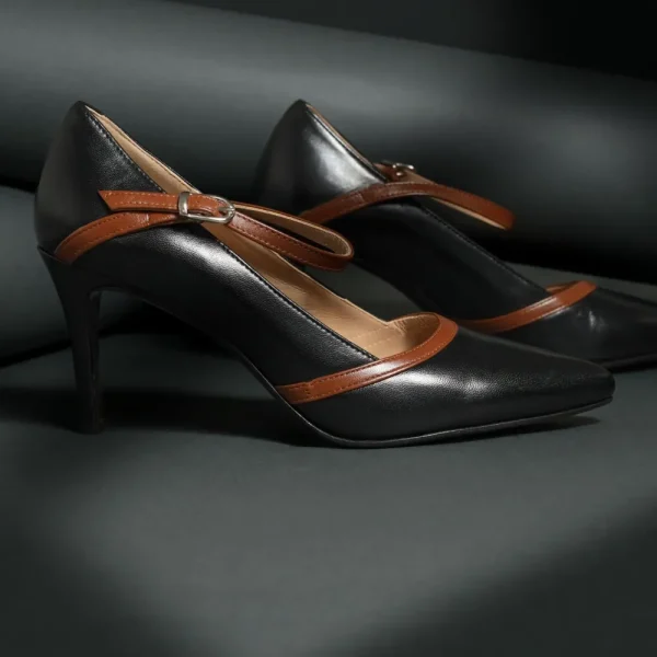 Heels^Conflict For Interest 394 Black