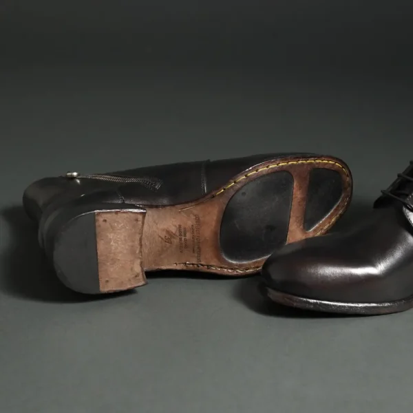 Boots^Conflict For Interest 871 Dark Brown Dark-Brown