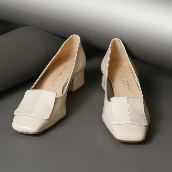 Flats^Conflict For Interest Iris Off White