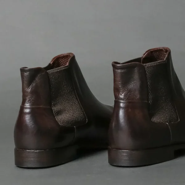Boots^Conflict For Interest Livorno 124-30 Teak