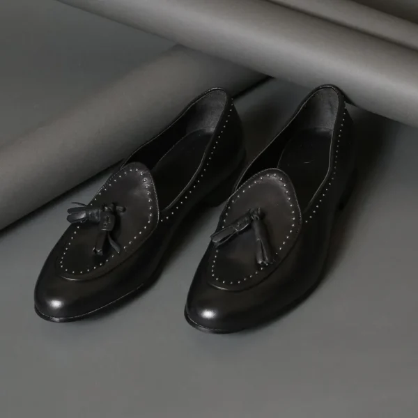 Loafers^Conflict For Interest M22 Black