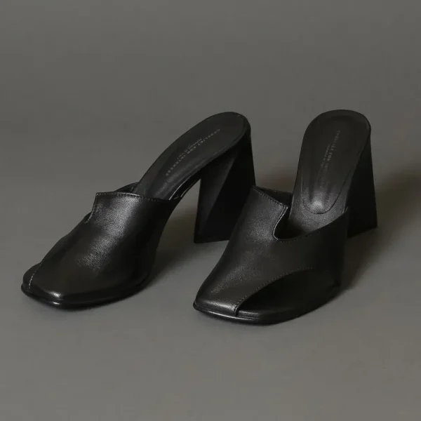 Sandals^Conflict For Interest Mona 02 Black