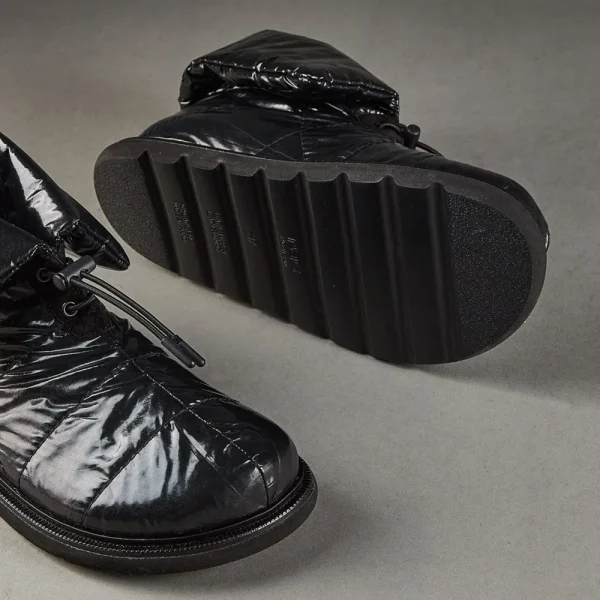 Boots^Raz 6309 Black