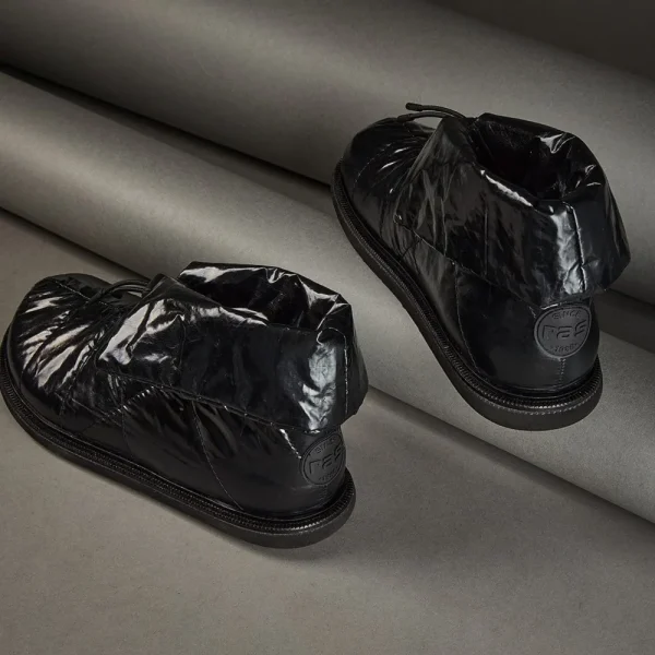 Boots^Raz 6309 Black